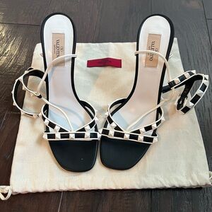 Valentino Garavani Rockstud Black and White Studded Strappy Sandals